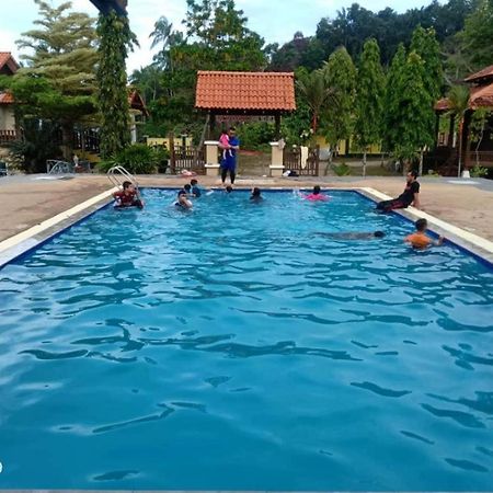 Oyo Home 90745 Desa Balqis Beach Resort Malacca Exterior foto